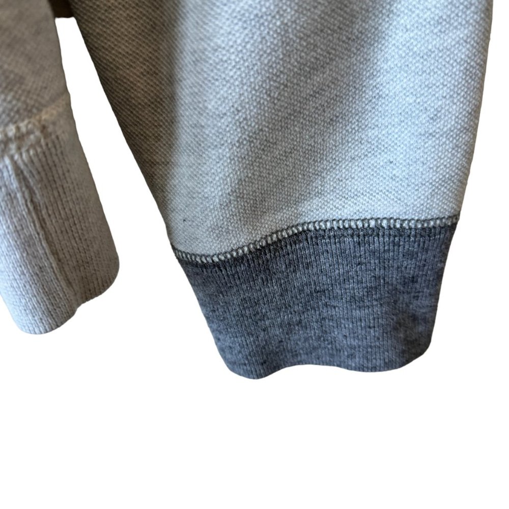Abercrombie & Fitch Relaxed Gray Crewneck lightweight Sweatshirt Spell Out Small - Picture 9 of 15